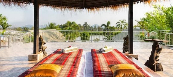 6 bedrooms Villa in Pattaya, Thailand No. 5751 2