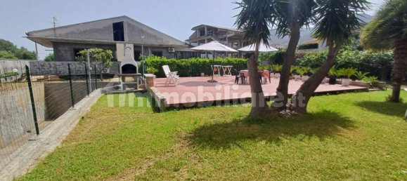 Apartamento de 4 dormitorios en Capo d'Orlando, Italy No. 87680 23