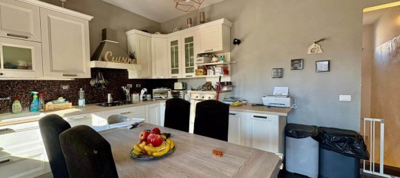 5-Zimmer Wohnung in Florence, Italy, Nr. 214593 14