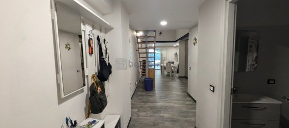 5 bedrooms Apartment in Genoa, Italy No. 358313 13