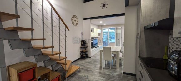 5 bedrooms Apartment in Genoa, Italy No. 358313 8