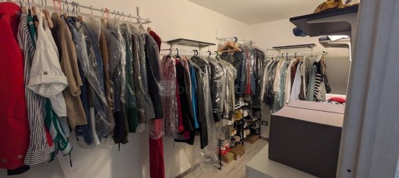 5 bedrooms Apartment in Genoa, Italy No. 358313 11