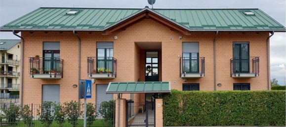 Studio in Moncalieri, Italy No. 52187 2