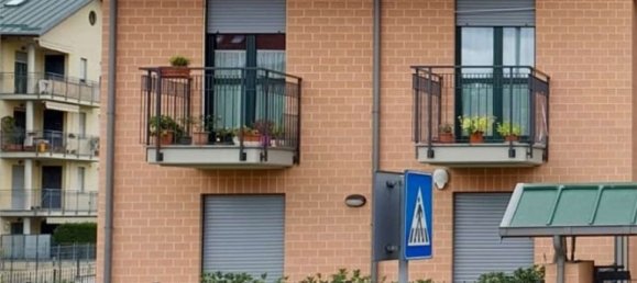 Studio in Moncalieri, Italy No. 52187 8