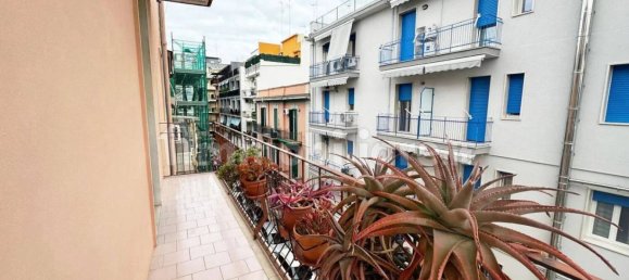 Apartamento de 2 dormitorios en Bari, Italy No. 353195 8