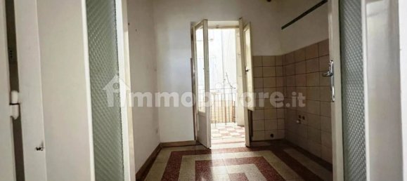 Apartamento de 2 dormitorios en Bari, Italy No. 353195 4