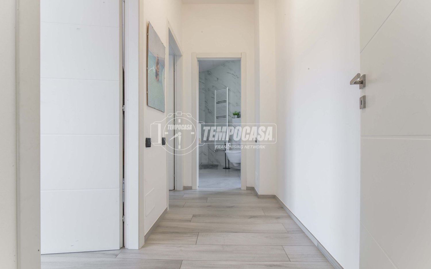 2 bedrooms Apartment in Guanzate, Italy No. 275850