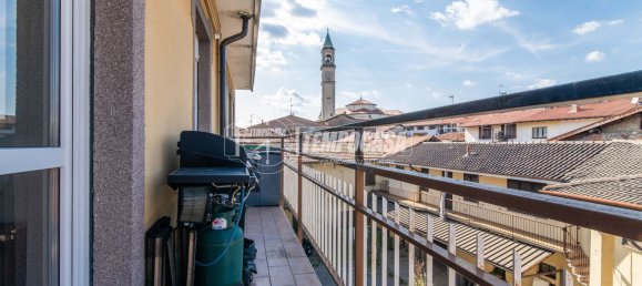 2 bedrooms Apartment in Guanzate, Italy No. 275850 17