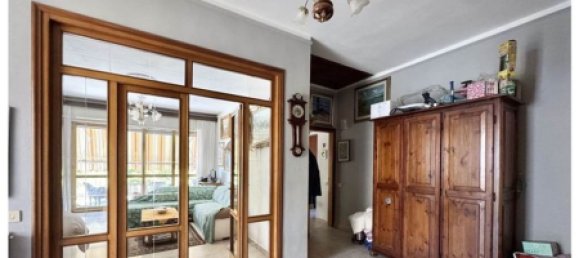 Casa de 6 habitaciónes en Viareggio, Italy No. 293958 9