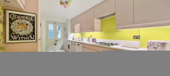 2 bedrooms Apartment in London, United Kingdom No. 7737 2