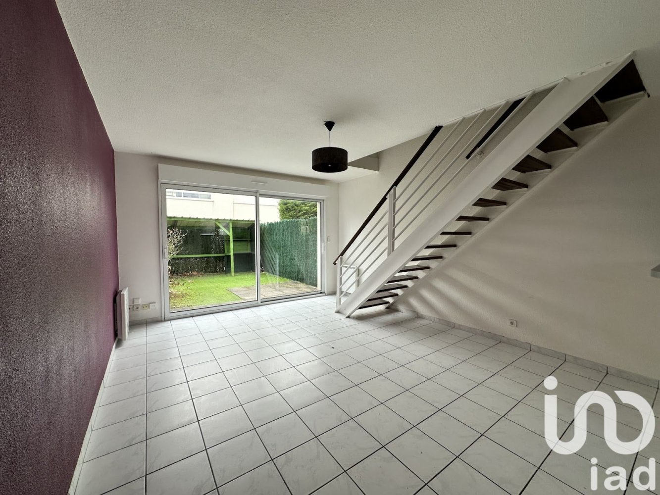 2 bedrooms House in Joue-les-Tours, France No. 73376