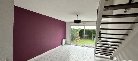 2 bedrooms House in Joue-les-Tours, France No. 73376 3