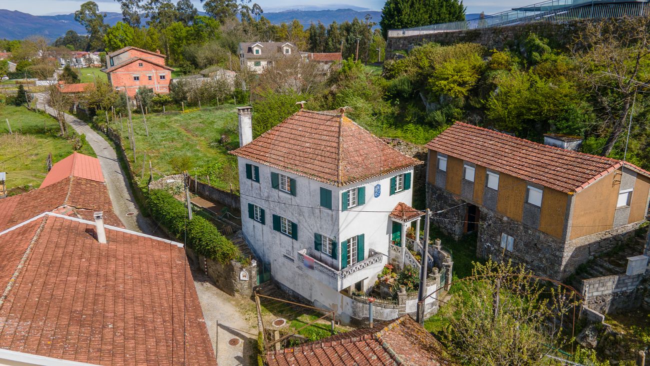 3 bedrooms House in Vouzela, Portugal No. 182076