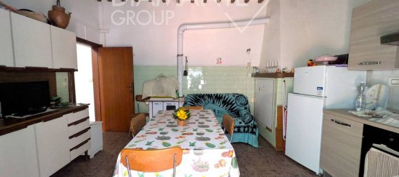 2 bedrooms Apartment in Castiglione del Lago, Italy No. 51095 10