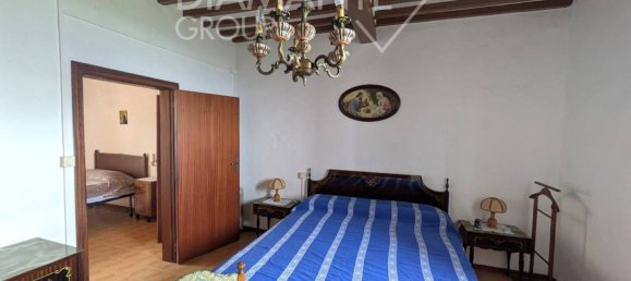 2 bedrooms Apartment in Castiglione del Lago, Italy No. 51095 17