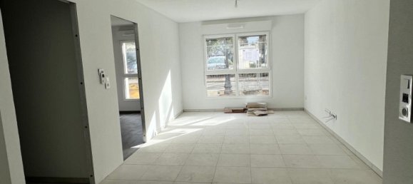 3 Schlafzimmer Wohnung in Mulhouse, France, Nr. 84180 9