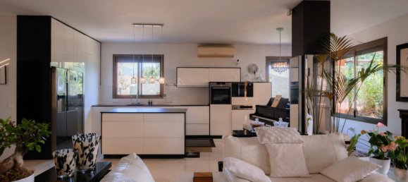 Apartamento de 3 dormitorios en Ojén, Spain No. 246131 20