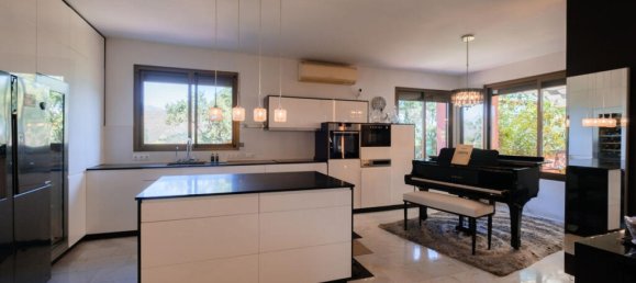 Apartamento de 3 dormitorios en Ojén, Spain No. 246131 21