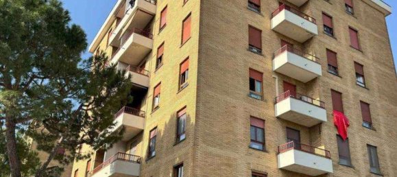 5-Zimmer Wohnung in Usmate Velate, Italy, Nr. 5357 11