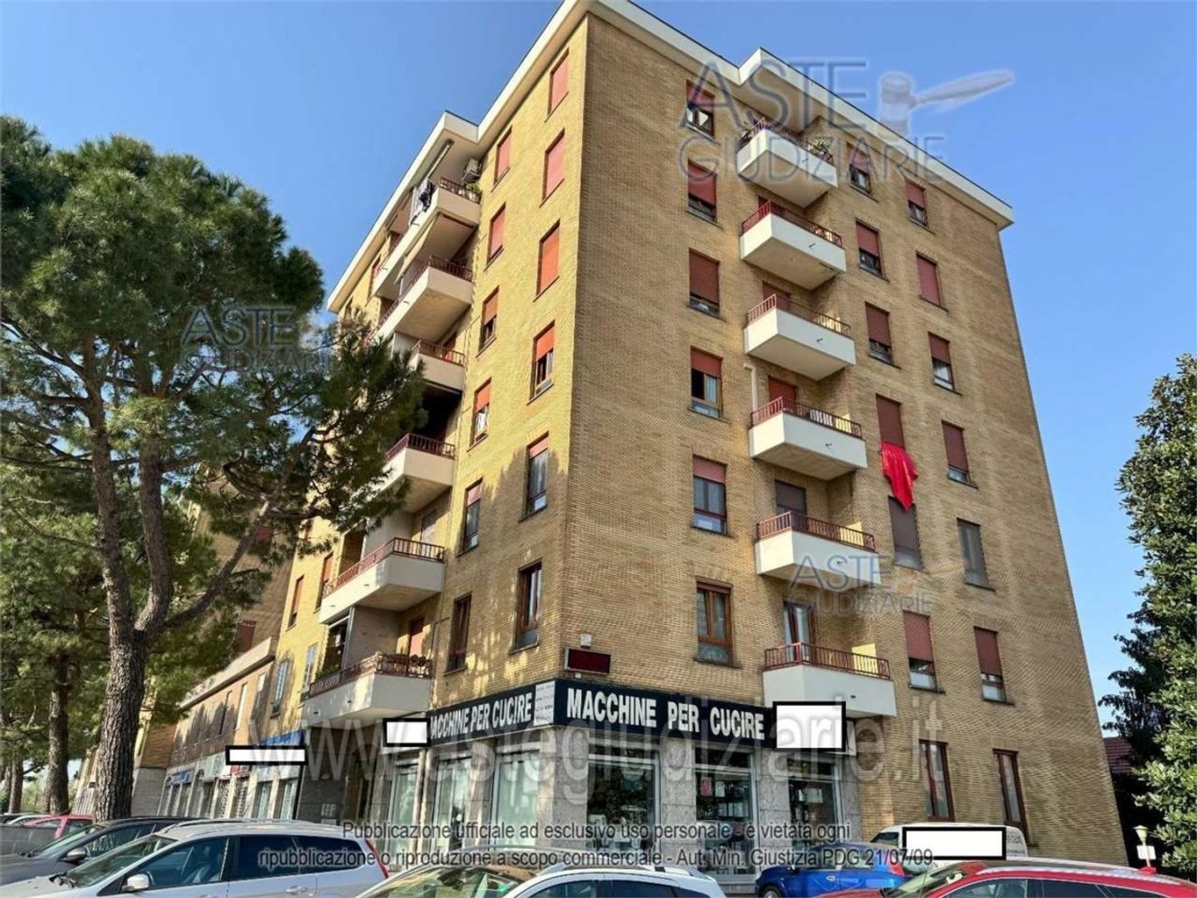 5-Zimmer Wohnung in Usmate Velate, Italy, Nr. 5357