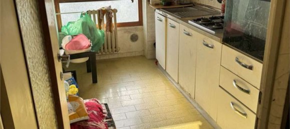 5-Zimmer Wohnung in Usmate Velate, Italy, Nr. 5357 22