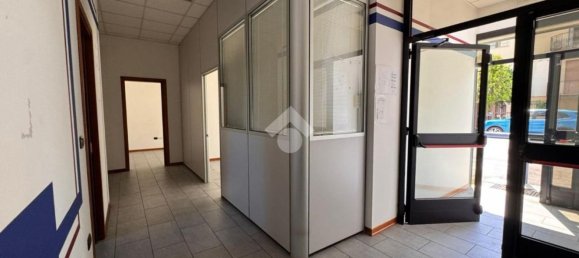 Коммерческая недвижимость 115м² в Сельваццано Дентро, Италия № 262468 8