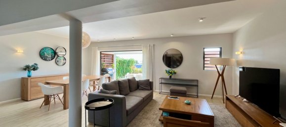 3 bedrooms Apartment in Tamarin, Mauritius No. 145 6