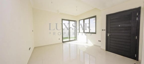 3 Schlafzimmer Villa in Dubai, UAE, Nr. 9463 2