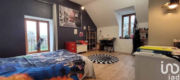 6 bedrooms House in Saint-Pierre-les-Etieux, France No. 40963 15