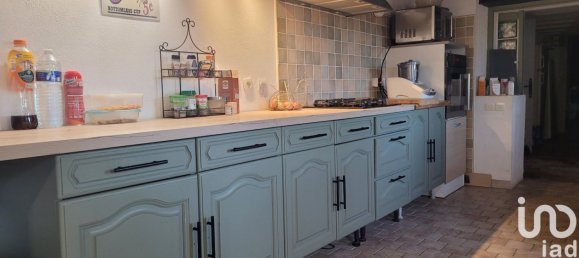 6 bedrooms House in Saint-Pierre-les-Etieux, France No. 40963 8