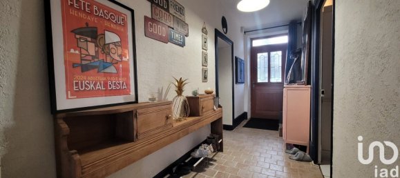 6 bedrooms House in Saint-Pierre-les-Etieux, France No. 40963 11