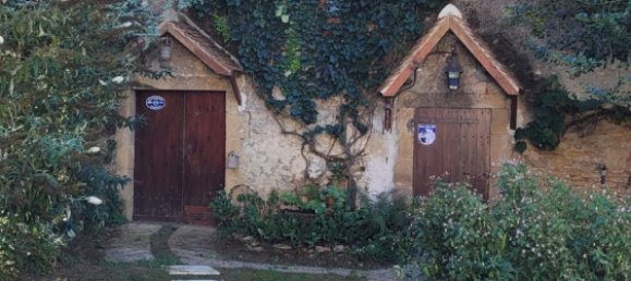 6 bedrooms House in Saint-Pierre-les-Etieux, France No. 40963 4