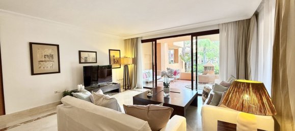 Apartamento de 3 dormitorios en Marbella, Spain No. 123285 7