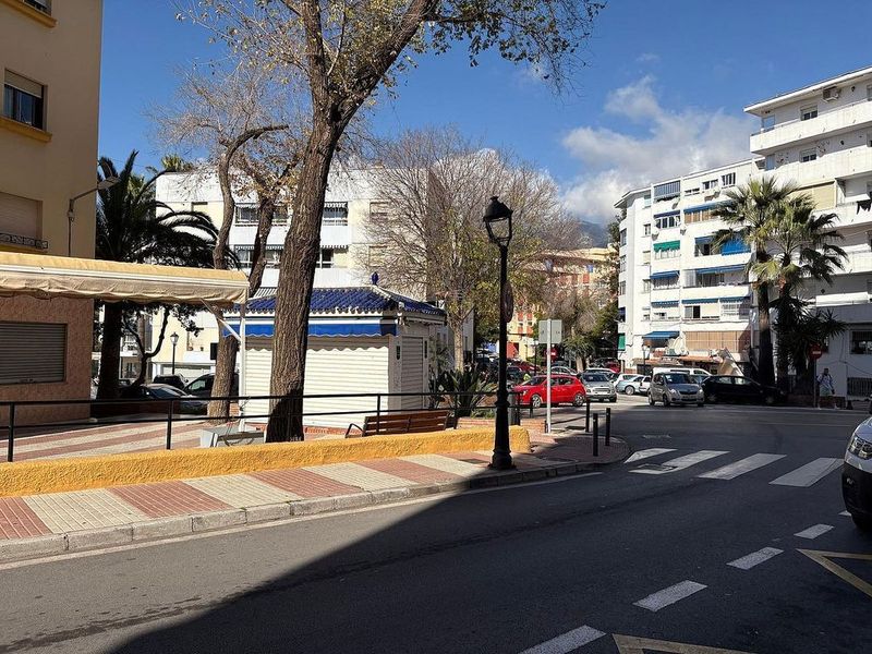  Commercial property in Marbella, Spain No. 227954