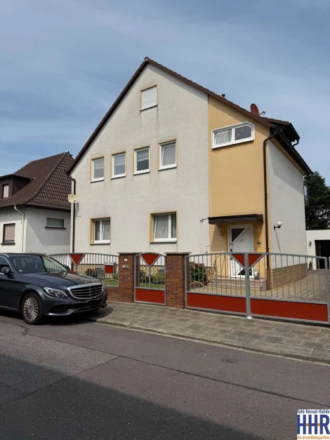 2 bedrooms Townhouse in Bergstrase, Germany No. 274543
