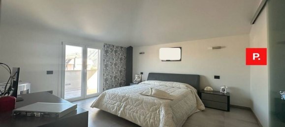 Ático de 3 dormitorios en Santa Maria Capua Vetere, Italy No. 108702 15