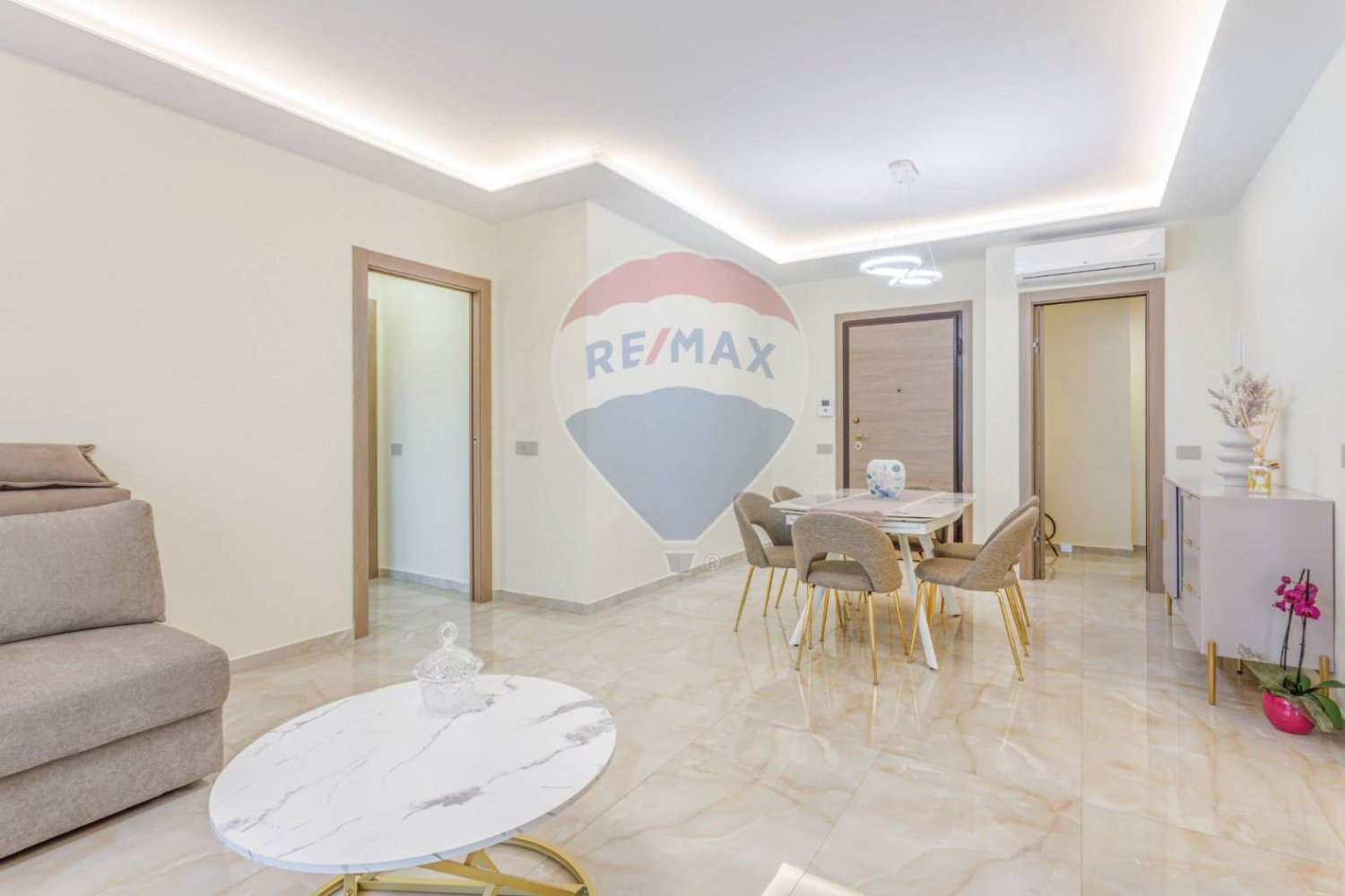 3 غرف نوم شقة في Reggio Emilia, Italy رقم 8072