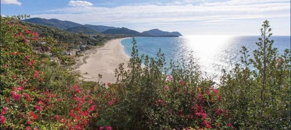 5 chambres Villa à Quartu Sant'Elena, Italy No. 3020 15