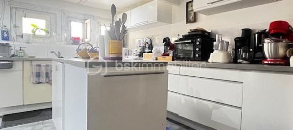 Adosado de 3 dormitorios en Occitanie, France No. 294781 4