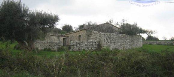 Studio in Ragusa, Italy No. 230706 11