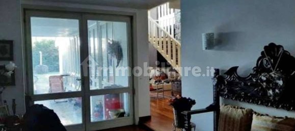 5 bedrooms Villa in San Bonifacio, Italy No. 321484 10