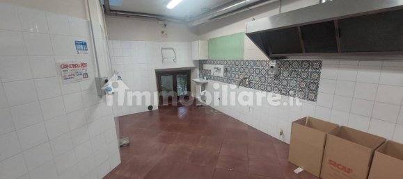 9 Schlafzimmer Haus in Spoleto, Italy, Nr. 353630 7