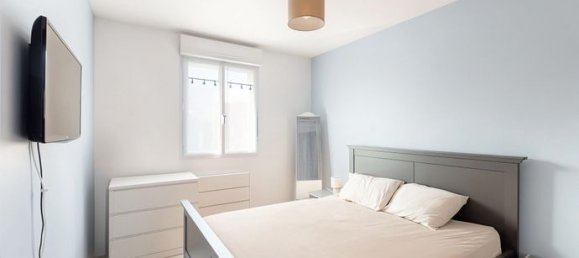 3 bedrooms House in Prunay-le-Gillon, France No. 276822 8