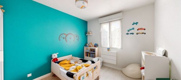 3 bedrooms House in Prunay-le-Gillon, France No. 276822 5