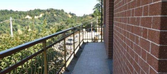 Дом с 6 комнатами в Монтеу Роэро, Италия № 298787 3