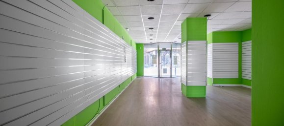 Propriété commerciale à Madrid, Spain 65m² No. 186648 2