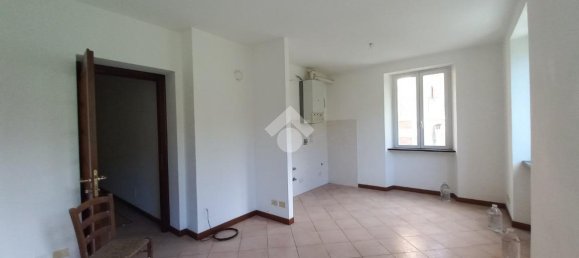 4 rooms Apartment in San Colombano Certenoli, Italy No. 2052 4