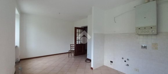 4 rooms Apartment in San Colombano Certenoli, Italy No. 2052 7