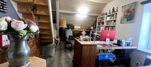 Дом с 4 спальнями в Мерван, Франция № 196152 4