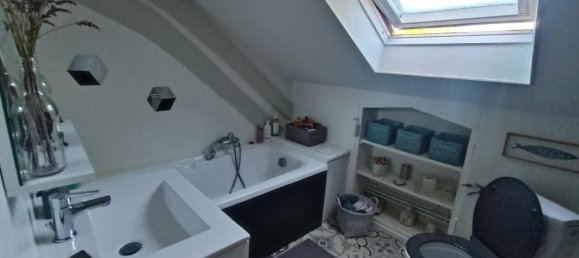 Casa de 5 dormitorios en Chassignolles, France No. 93305 12